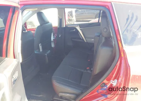 2017 Toyota Rav4 Xle z USA, uszkodzony, nr VIN JTMRFREV3HJ119813